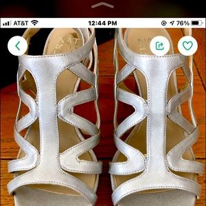Dress  shoes